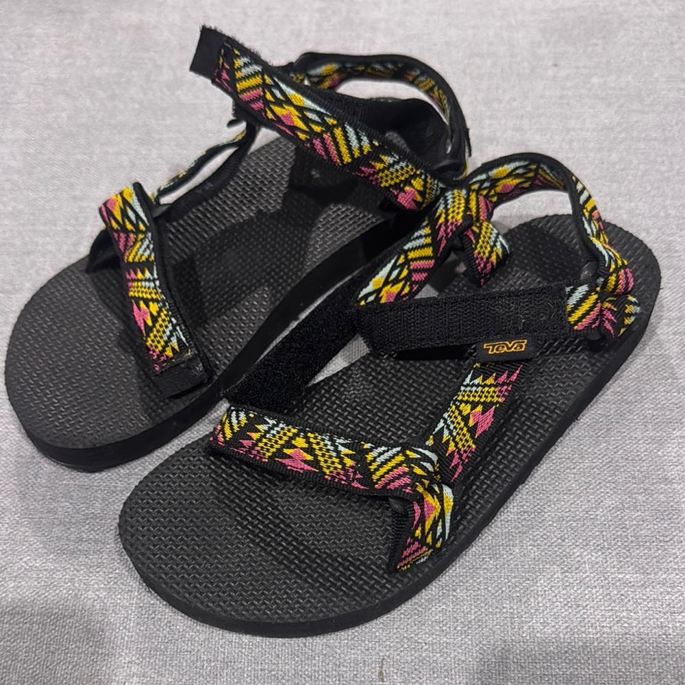 Teva Multicolor Patterned Strap Sandals